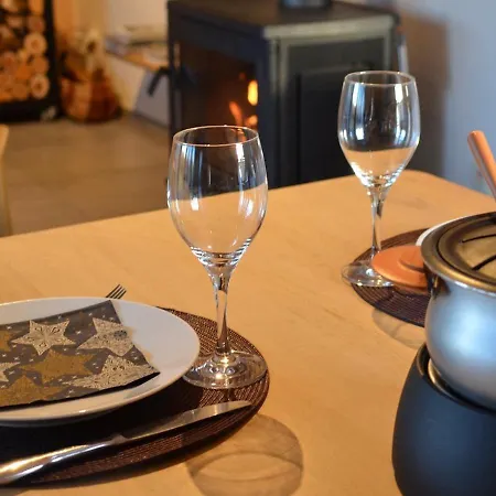 La Clef Des Bois 아파트 *